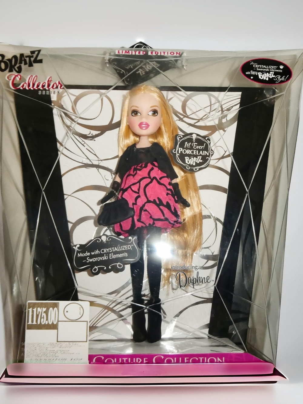 Bratz Collector Series Daphne Doll – Limited Edition – Swarovski Crystals – NIB